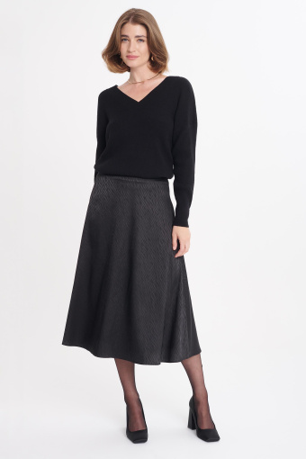 Luźny sweter z dekoltem w serek