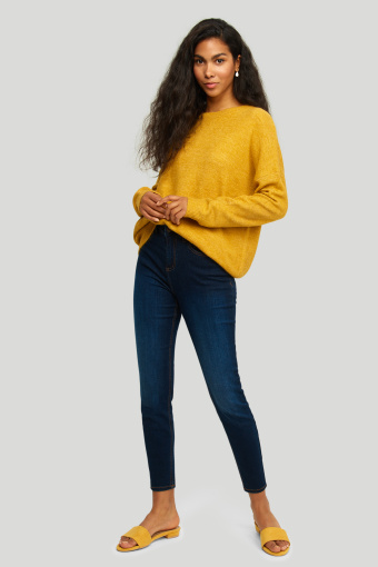 Sweter o luźnym kroju Sweter o luźnym kroju