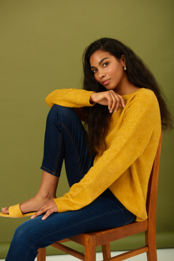 Sweter o luźnym kroju Sweter o luźnym kroju