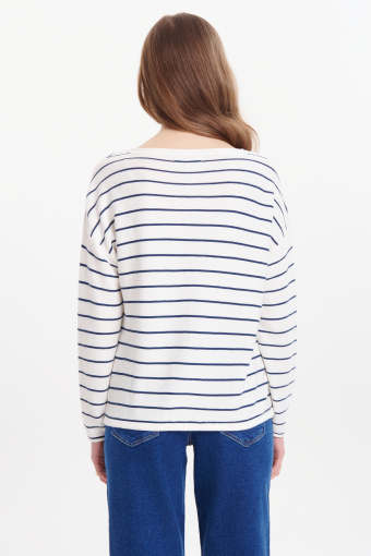 Sweter z wiskozy z nadrukiem w paski