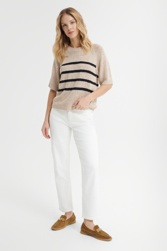 Beżowy sweter z rękawem do łokcia