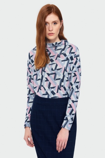 Sweter z luźną stójką