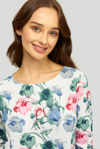 Miękki sweter z kwiatowym printem