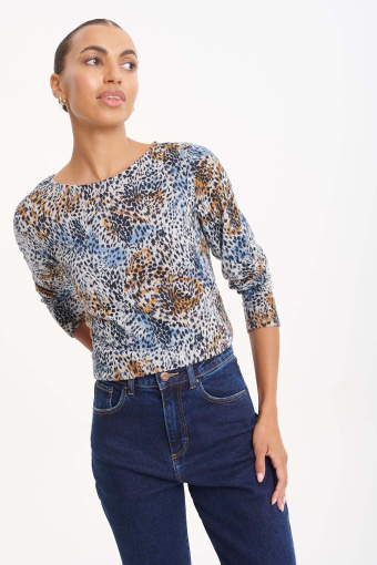 Uniwersalny sweter ze zwierzęcym printem