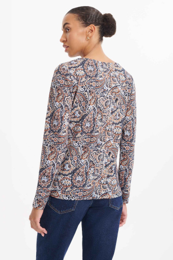 Sweter z nadrukiem paisley