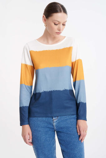 Lekki sweter w multikolorowe pasy