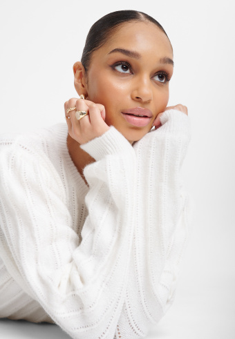 Kremowy kardigan oversize