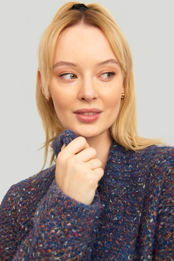 Długi kardigan z szalowym kołnierzem