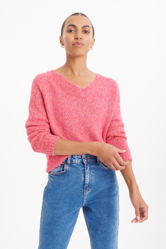 Różowy, prosty sweter z domieszką wełny