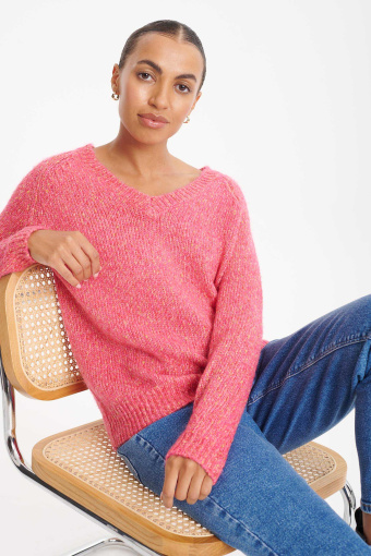 Różowy, prosty sweter z domieszką wełny