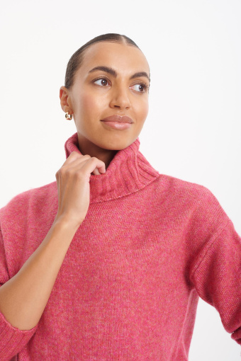 Efektowny golf, brudny róż Efektowny golf, brudny róż