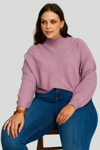 Sweter o luźnym kroju, jasny róż