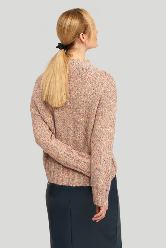 Sweter o luźnym kroju ze stójką Sweter o luźnym kroju ze stójką