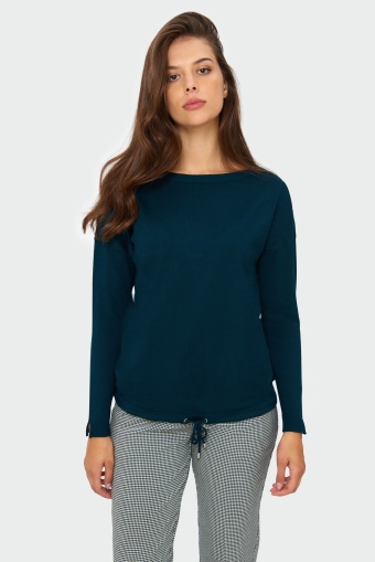 Sweter o luźnym kroju