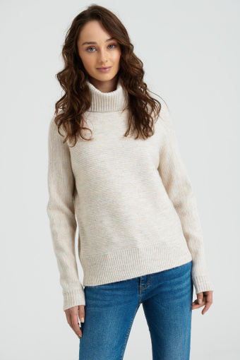 Połyskujący sweter z golfem, kremowy