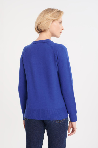 Ciemnoniebieski kardigan z dekoltem V, zapinany na guziki