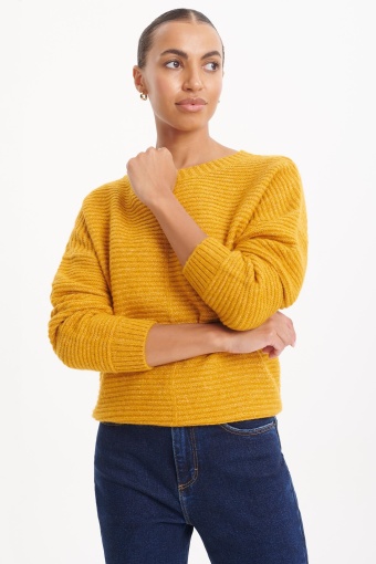 Stylowy sweter w musztardowym kolorze Stylowy sweter w musztardowym kolorze
