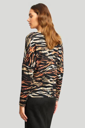 Sweter z miękkiej dzianiny z nadrukiem