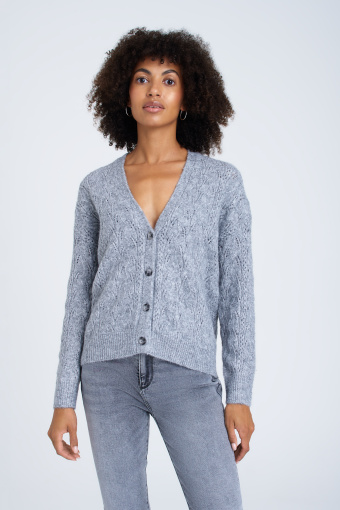 Szary kardigan z efektownymi warkoczami