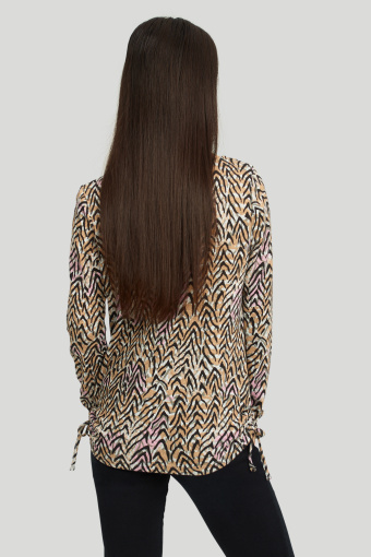 Uniwersalny sweter z beżowo-czarnym nadrukiem