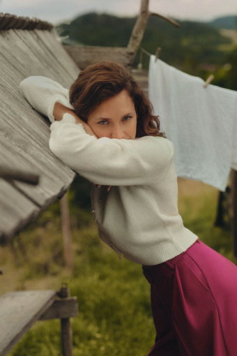 Kardigan z ozdobnymi guzikami