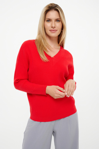 Efektowny czerwony sweter z dekoltem V Efektowny czerwony sweter z dekoltem V