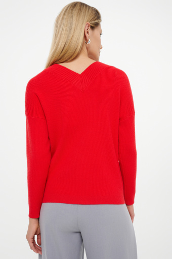 Efektowny czerwony sweter z dekoltem V Efektowny czerwony sweter z dekoltem V