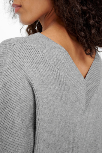 Szary klasyczny sweter Szary klasyczny sweter