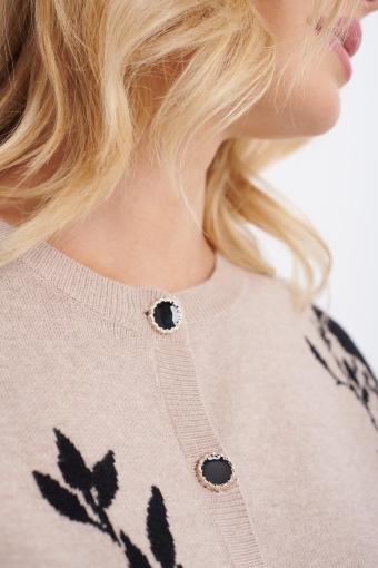 Beżowy kardigan z nadrukiem w kwiaty Beżowy kardigan z nadrukiem w kwiaty