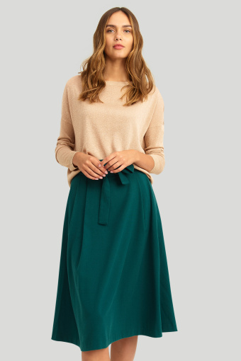 Sweter o luźnym kroju z połyskująca nitką