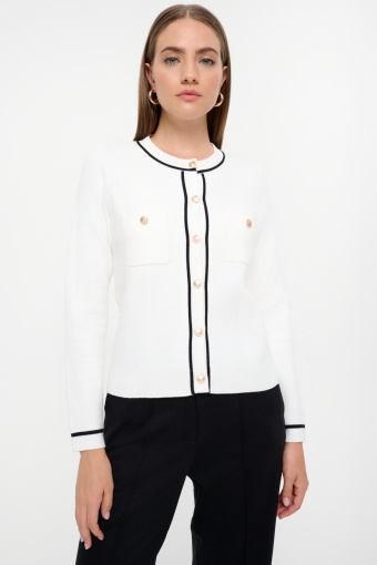 Biały kardigan z kontrastowymi lamówkami Biały kardigan z kontrastowymi lamówkami