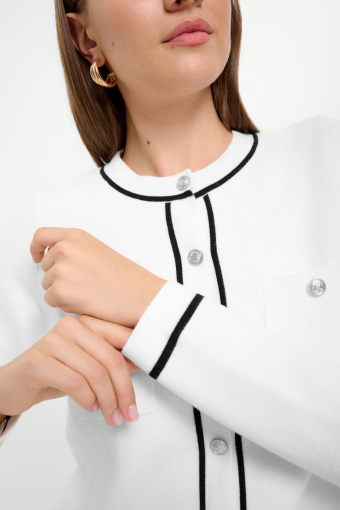 Biały kardigan z kontrastowymi lamówkami Biały kardigan z kontrastowymi lamówkami