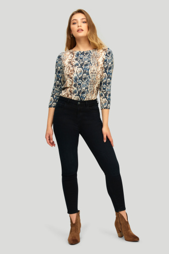 Sweter z miękkiej dzianiny z nadrukiem