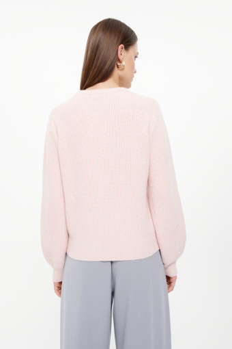 Jasnoróżowy sweter z perełkami Jasnoróżowy sweter z perełkami