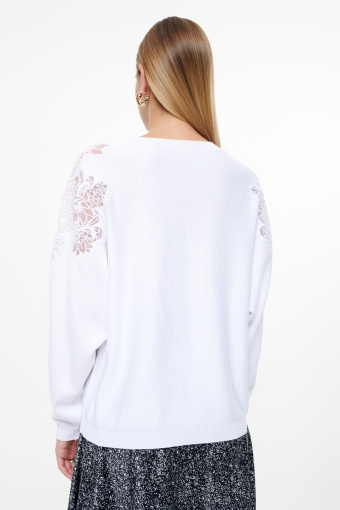 Sweter oversize z haftem  Sweter oversize z haftem