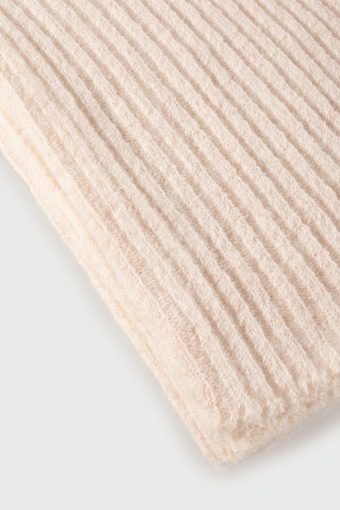 Cienki komin prążkowany Cienki komin prążkowany