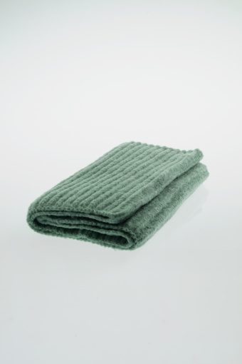 Stylowy komin w kolorze mięty