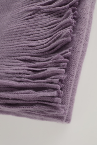 Jasnofioletowy szalik z frędzlami Jasnofioletowy szalik z frędzlami