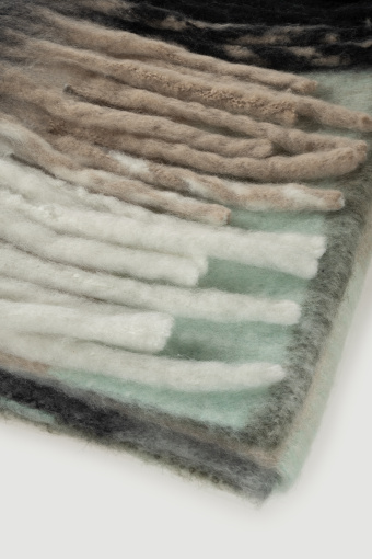 Uniwersalny szalik w kratę Uniwersalny szalik w kratę