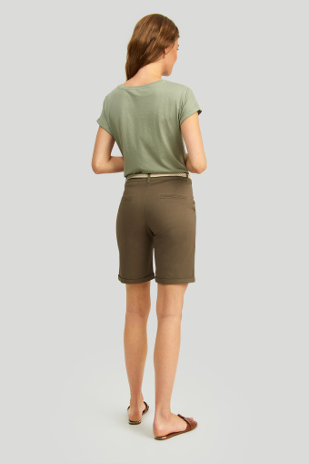 Bawełniane szorty z paskiem