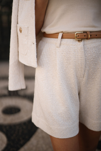 Eleganckie kremowe szorty