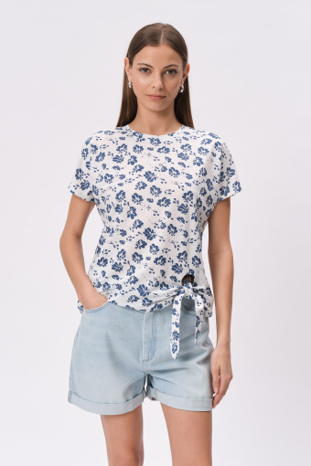 Top w kwiatowy wzór 