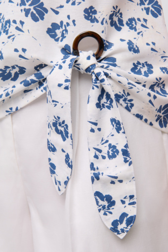 Top w kwiatowy wzór 