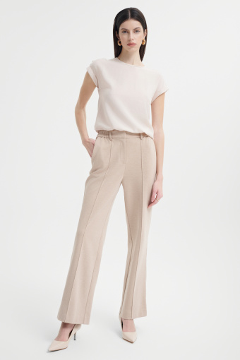 Gładki T-shirt w kolorze beżowym 