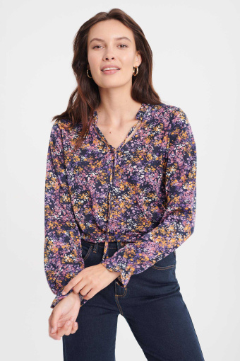 Top z nadrukiem typu łączka Top z nadrukiem typu łączka