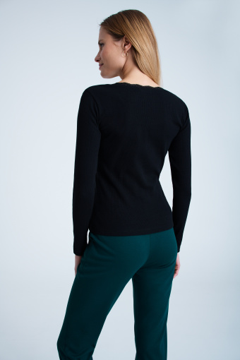 Top z subtelną koronką, czarny