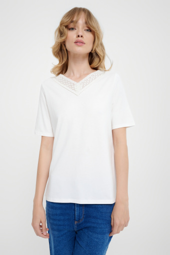 Biały top z krótkim rękawem i koronką Biały top z krótkim rękawem i koronką