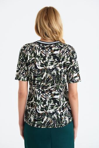 Stylowy top z błyszczącą lamówką, zielono-czarny nadruk