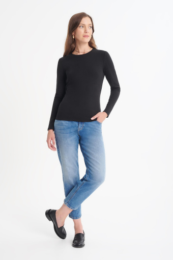 Uniwersalny, czarny top