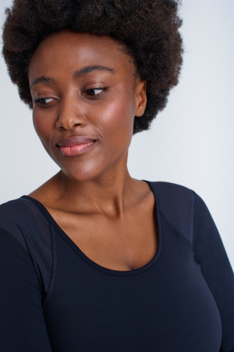 Sportowy top z długim rękawem